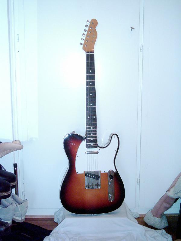 Fender Tele Custom Japan.JPG
